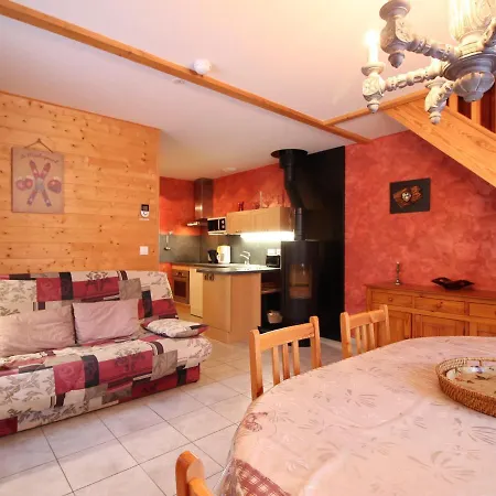Spacieux Avec Terrasse Et Poele A Bois Pres Du Centre - Fr-1-608-65 Le Mont-Dore